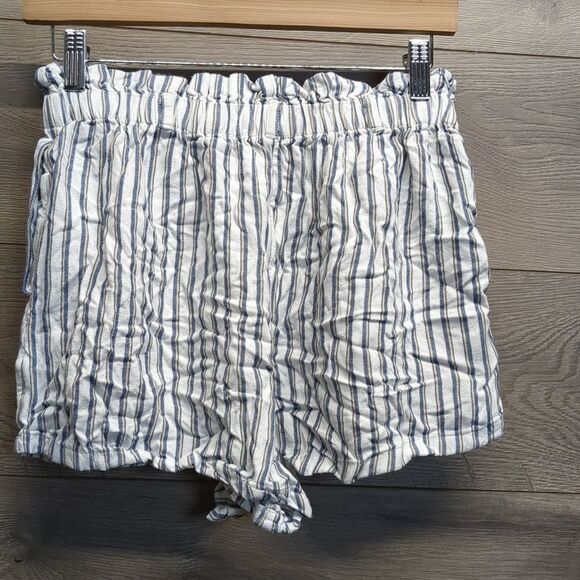 Hollister Pull On Elastic Waist Striped Shorts Women's Size Small - Picture 5 of 10